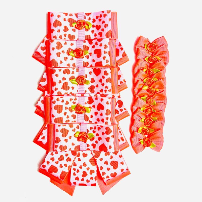 Conjunto Gargantilhas e Laços Corações - 15 unidades